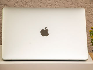 MacBook Pro 13/ Core i5 7360u/ 8Gb Ram/ 256Gb SSD/ 13.3" Retina/ 354Cycles! foto 10