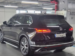 Volkswagen Touareg foto 2