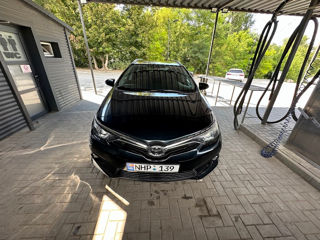 Toyota Auris foto 3