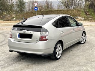 Toyota Prius foto 6