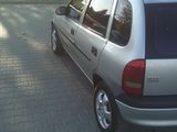 Opel Corsa foto 10