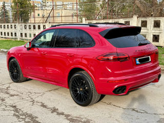 Porsche Cayenne фото 3