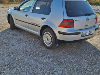 Volkswagen Golf foto 2