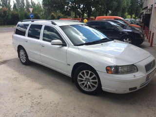 Volvo V70 foto 3