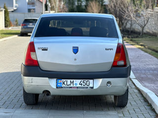 Dacia Logan foto 4