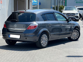 Opel Astra foto 4