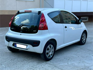 Peugeot 107 foto 4