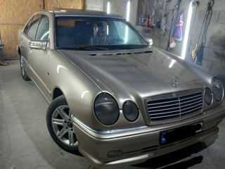 Mercedes E-Class