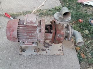 Motor cu pompa foto 1
