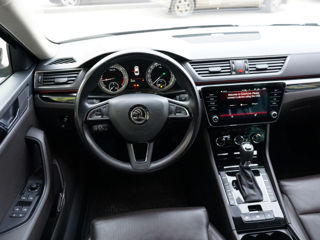 Skoda Superb foto 5