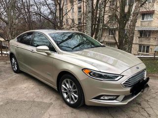 Ford Fusion foto 1