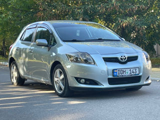 Toyota Auris foto 1