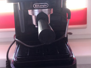 Aparat de cafea delonghi- vând