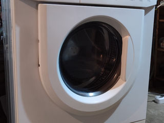 Узкая стиральная машина LG foto 2