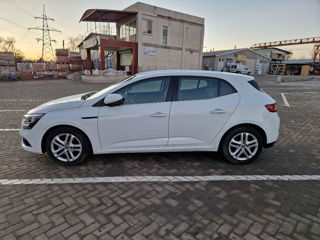 Renault Megane foto 2