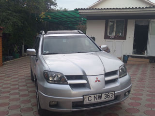 Mitsubishi Outlander foto 8