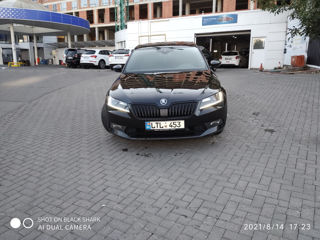 Skoda Superb foto 4