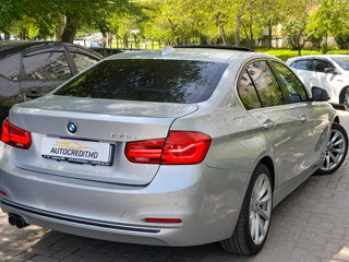 BMW 3 Series foto 16