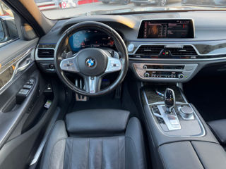 BMW 7 Series foto 9