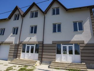 Apartament cu 2 camere, 54 m², Centru, Piatra Albă, Ialoveni foto 2