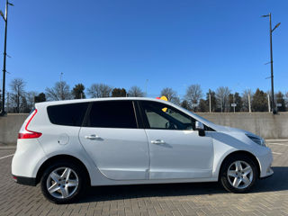 Renault Grand Scenic foto 9