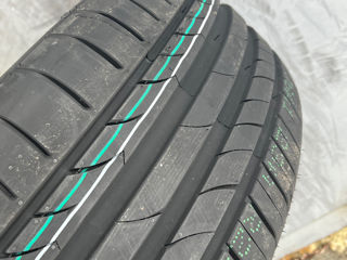 255/55 R19 Tracmax Xprivilo TX3/ Доставка, livrare toata Moldova foto 4