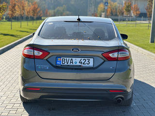 Ford Fusion foto 6