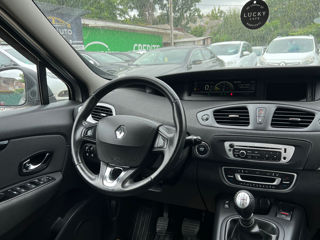 Renault Grand Scenic foto 11