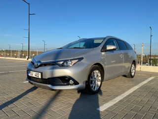 Toyota Auris foto 2