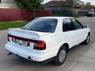 Hyundai Lantra foto 6