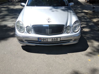 Mercedes E-Class foto 4