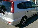 Honda Stream foto 1