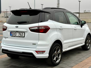 Ford EcoSport foto 2