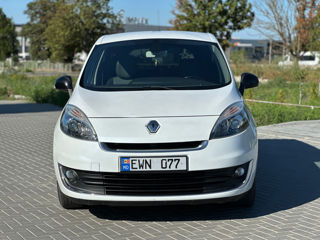 Renault Grand Scenic foto 3