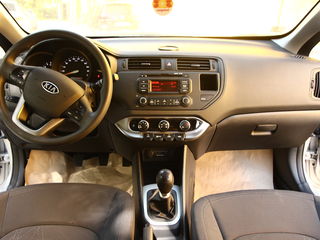 KIA Rio foto 5