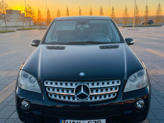 Mercedes M-Class foto 4