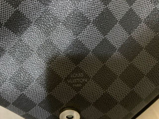 Продам мужскую сумку Louis Vuitton foto 4