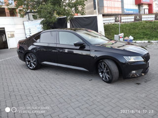 Skoda Superb foto 5