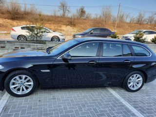 BMW 5 Series foto 3