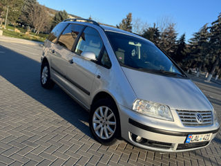 Volkswagen Sharan foto 2