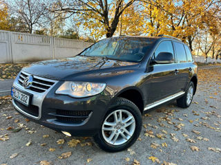 Volkswagen Touareg foto 2