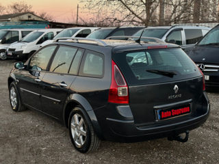 Renault Megane foto 4