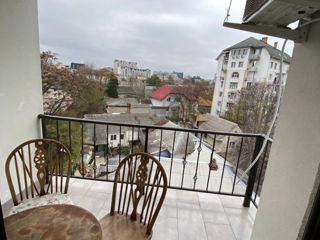 Apartament cu 2 camere, 80 m², Centru, Chișinău foto 10