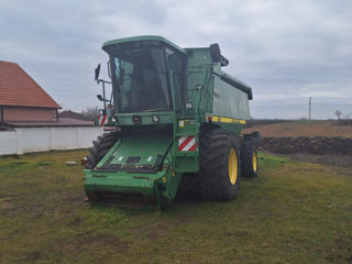 Combină John Deere foto 4