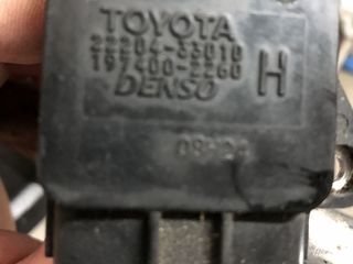 2220433010 Toyota датчик  расхода воздуха