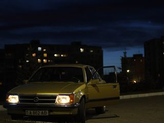 Opel Rekord foto 3