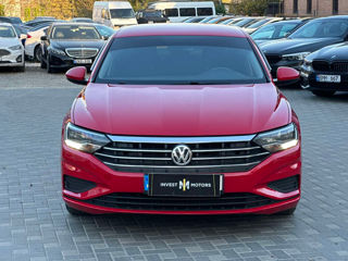 Volkswagen Jetta foto 2