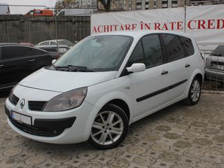 Renault Grand Scenic foto 3