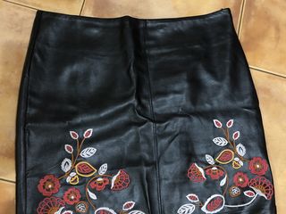 Fuste,sorti din piele Massimo Dutti,Zara..Benetton.. foto 2