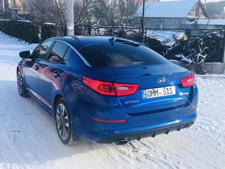 KIA Optima foto 1